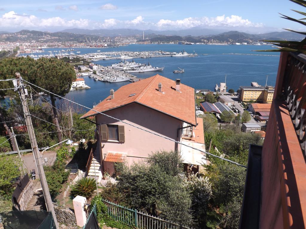 לה ספציה Tre Pini Apartment מראה חיצוני תמונה