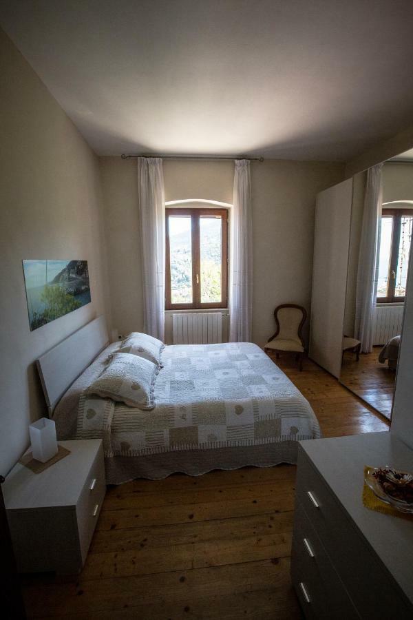לה ספציה Tre Pini Apartment מראה חיצוני תמונה